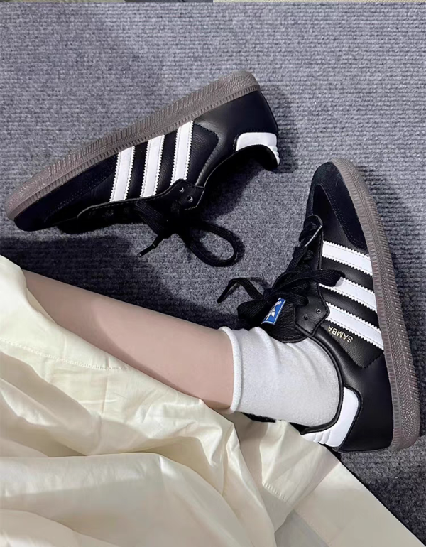 ⁦Shoes
Adidas Samba mirror original⁩ - الصورة ⁦5⁩